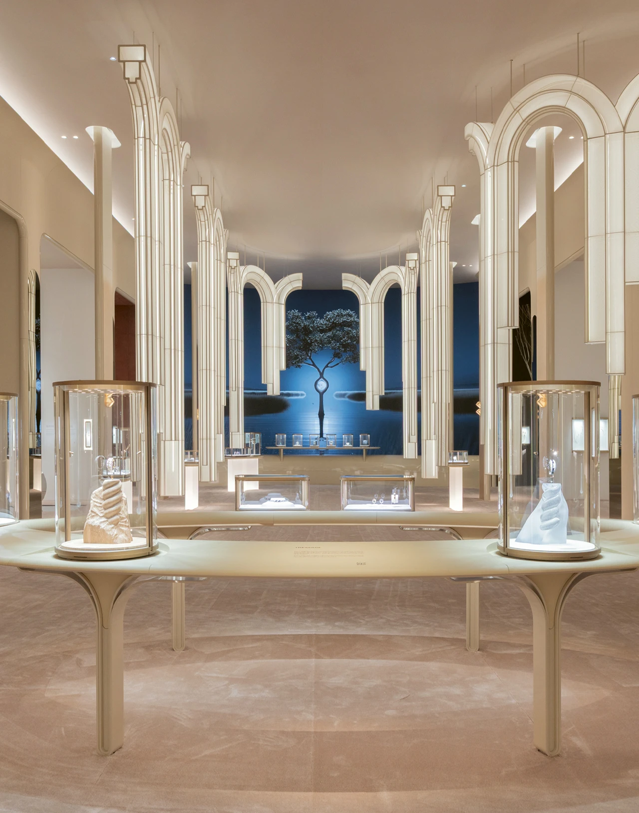 chapter-2-article-5.SplitScreenImage.alt1