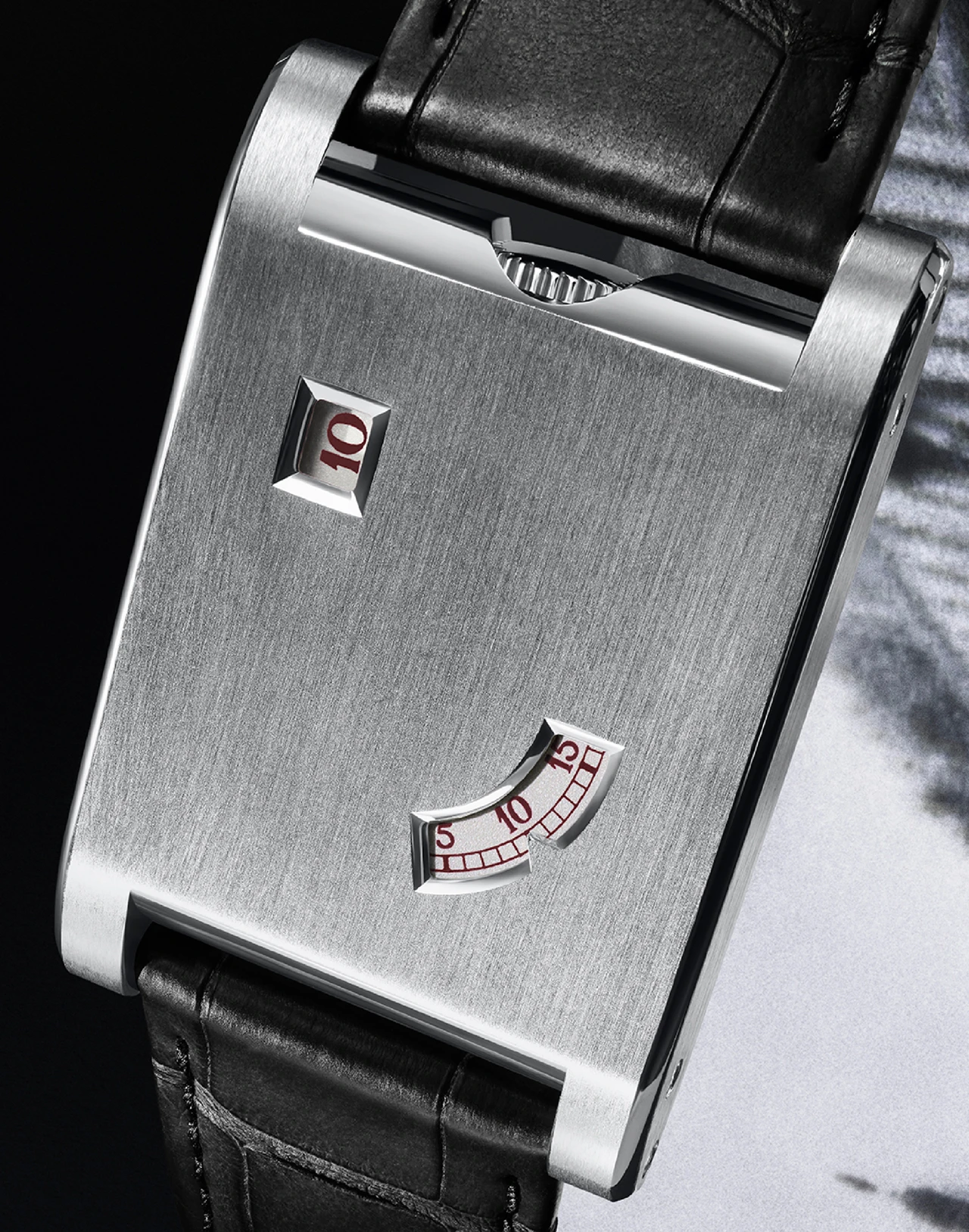 Photo of the Cartier Privé Tank à Guichets